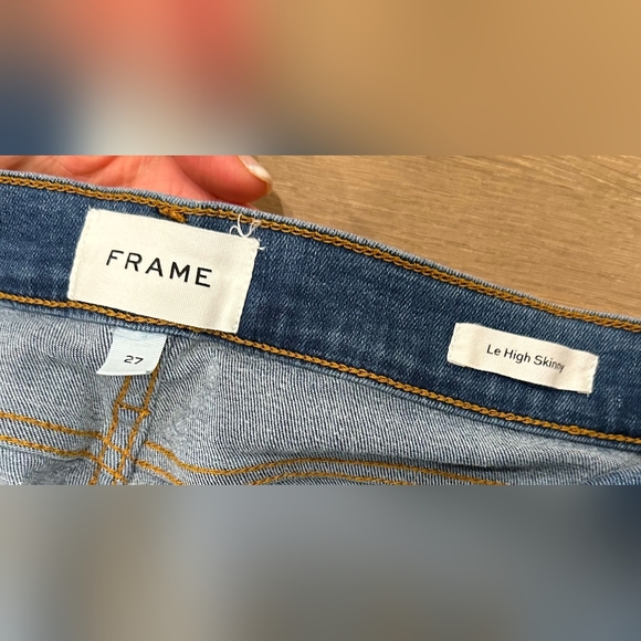 Frame Le High Skinny Size 27 - Picture 3 of 3
